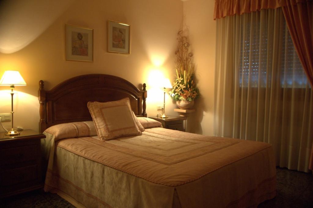 Hostal El Violi Cardona Ruang foto